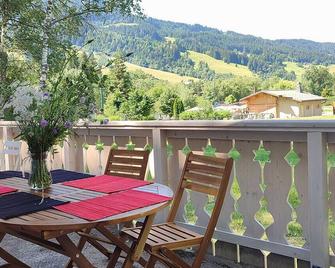 Charmant Chalet Familial à 5mn Parc Aventures et Aquaparc - Praz-sur-Arly - Balcony