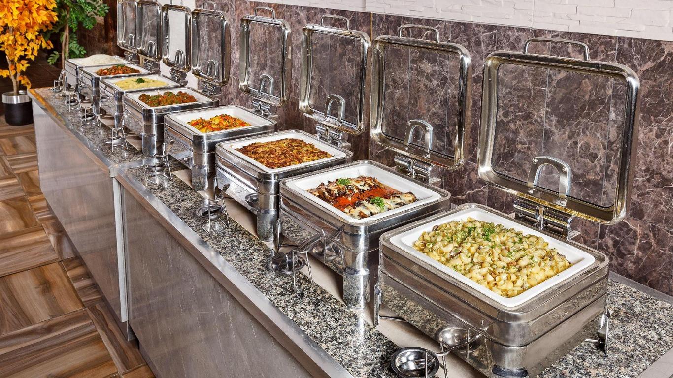 Dedeman Kemer Resort