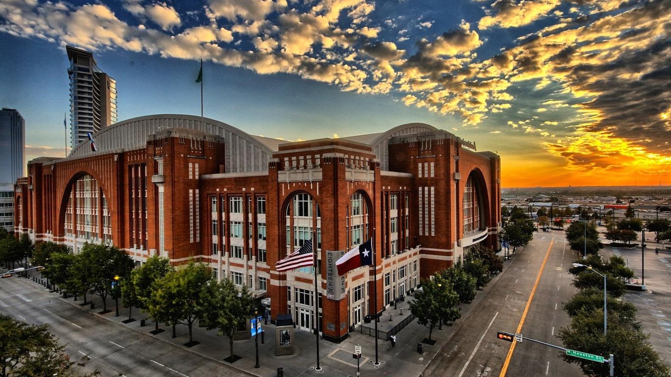 Crowne Plaza Dallas Downtown