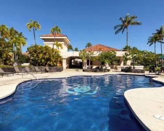 The Shores 236 at the Waikoloa Beach Resort - Waikoloa Village - Pool