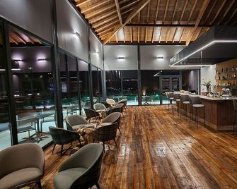 Pedra Pura Resort - Chaves - Bar
