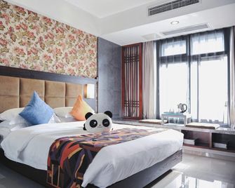 Nine O'Clock Chain Hotel (Chengdu South Railway Station Branch) - Chengdu - Schlafzimmer