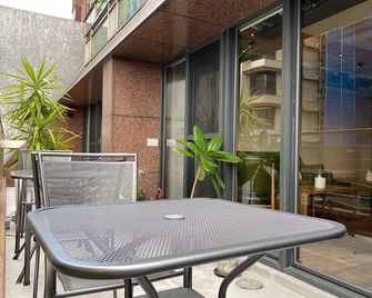 We Come Hostel - Kota Taipei - Balkon