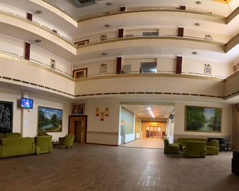 Juliana Colombo - Colombo - Lobby