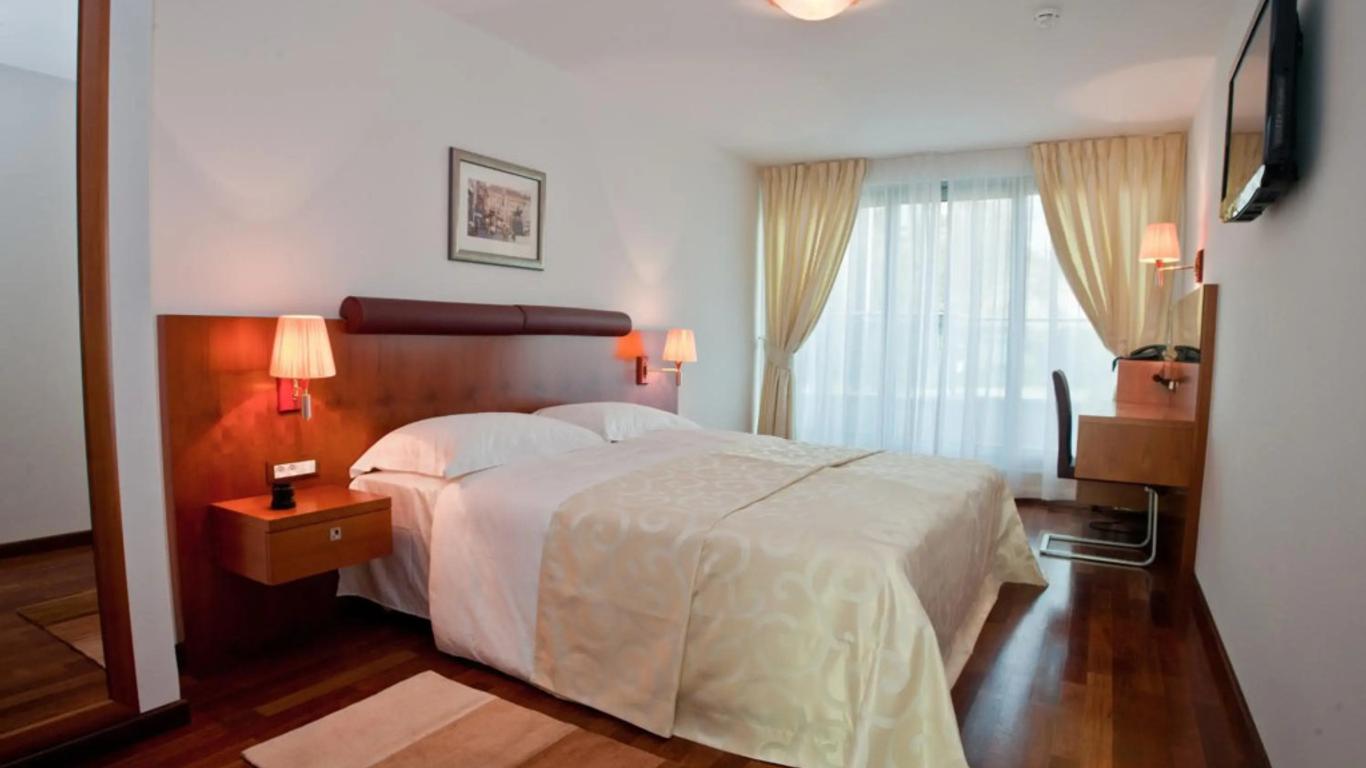 Hotel Croatia