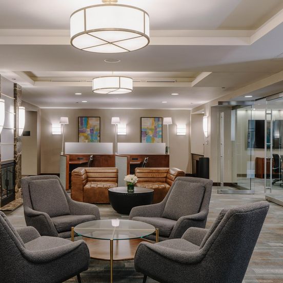 Lounge view of Club Quarters Hotel Wacker at Michigan