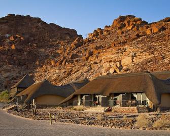 Twyfelfontein Country Lodge - Vrede - Bâtiment