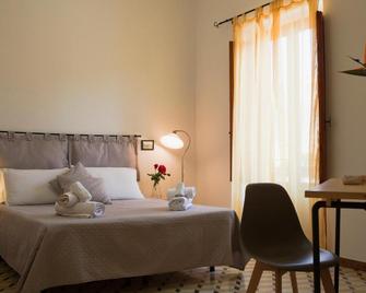 Area 12 BB - Trapani - Habitación