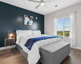 Beverly Hills Suite Penthouse The Gulch - Nashville - Bedroom