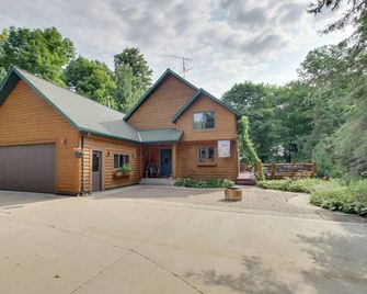 Pokegama Lake Vacation Rental w/ Shared Boat Dock! - Grand Rapids