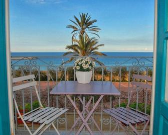 Le Luminarie - Creative Residence - Balestrate - Balcony