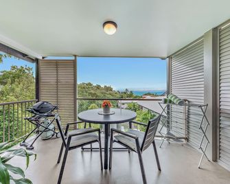 Alpha 8 on Waterson - Airlie Beach - Airlie Beach - Balcony