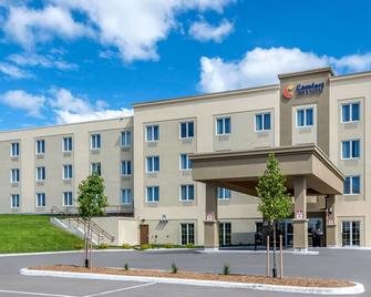 Comfort Inn & Suites - Napanee - Edificio