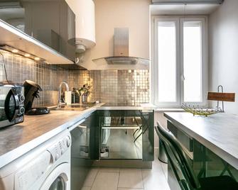 Appartement Milhan quartier Aigle Championnet - Grenoble - Küche