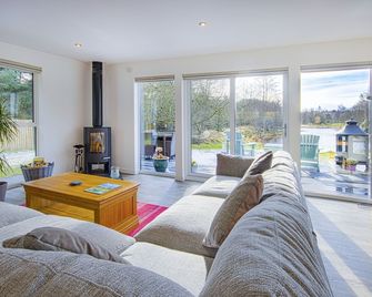 The Lochan - Forres - Huiskamer