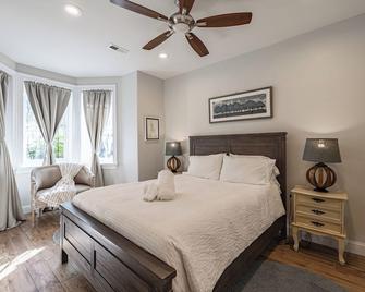 Central Lux Apartment In DC - Washington - Makuuhuone