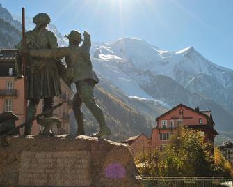 Hôtel Vallée Blanche - Chamonix-Mont-Blanc - Edificio