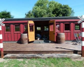 1889 Wooden Train Carriage - Wacky Stays - six unique properties in Kaikoura - Kaikoura