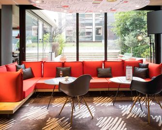 ibis Paris Pont de Suresnes - Suresnes - Salónek