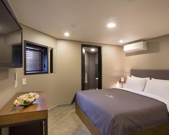 The Bs Hotel Busan Station - Pusan - Chambre