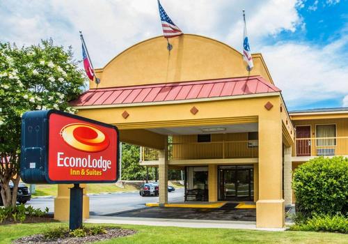 Econo Lodge Inn And Suites At Fort Benning 48 8 2 Columbus