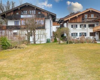 Peterlhaus - Gstadt am Chiemsee - Building