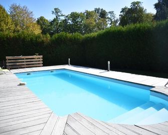 Heartwood - Arbonne-la-Forêt - Zwembad