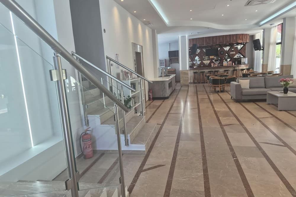 Poseidon Hotel and Apartments - קוס - לובי