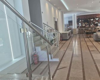 Poseidon Hotel and Apartments - קוס - לובי
