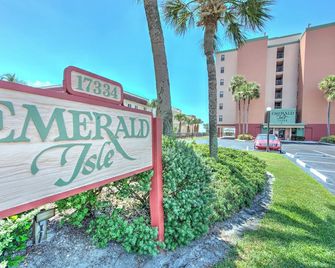 Emerald Isle 504 is a Silver 2-bedroom 2 bath Condo with a View You'll Love - North Redington Beach - Building