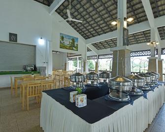 Hotel O Asiacamp Resort National Park Kuala Tahan - Kuala Tahan - Restaurace