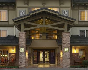 Larkspur Landing Roseville - An All-Suite Hotel - Roseville - Bâtiment