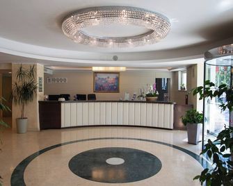 La Dimora Del Baco Hotel - L’Aquila - Рецепція
