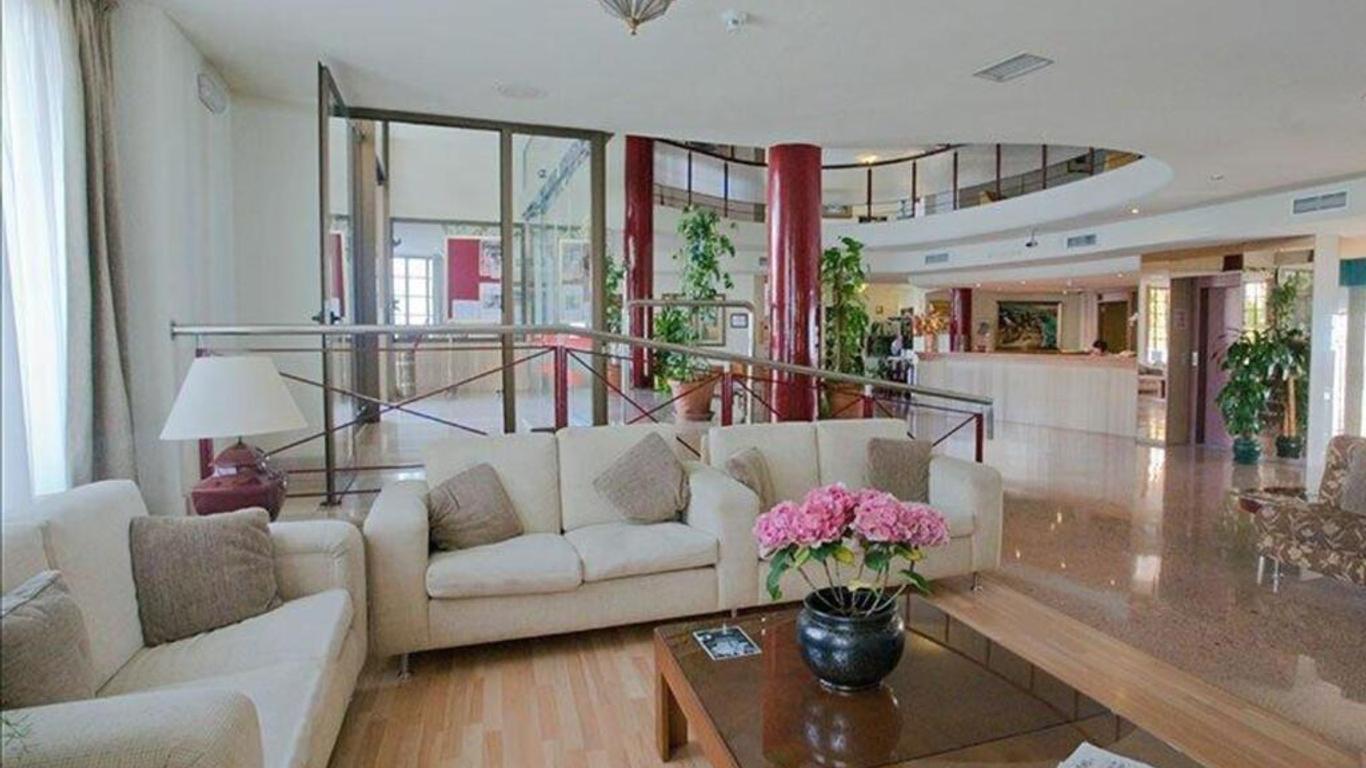 Hotel Perla Marina