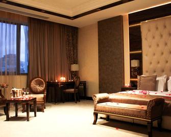 Sapphire Hotel - Baku - Bedroom