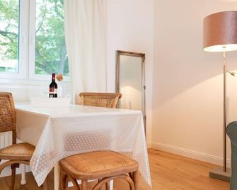 Domizil Gols, Boutique - Hotel - Gols - Jídelna