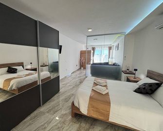Alight Sauna & Spa Penthouse - Ix-Xewkija