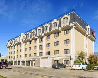 Comfort Suites Airport - Kenner - Bygning