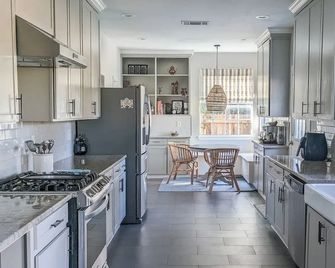 Bliss Retreat - Cedar Park - Keuken