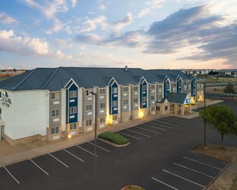 Microtel Inn & Suites by Wyndham Denver Airport - Denver - Bygning