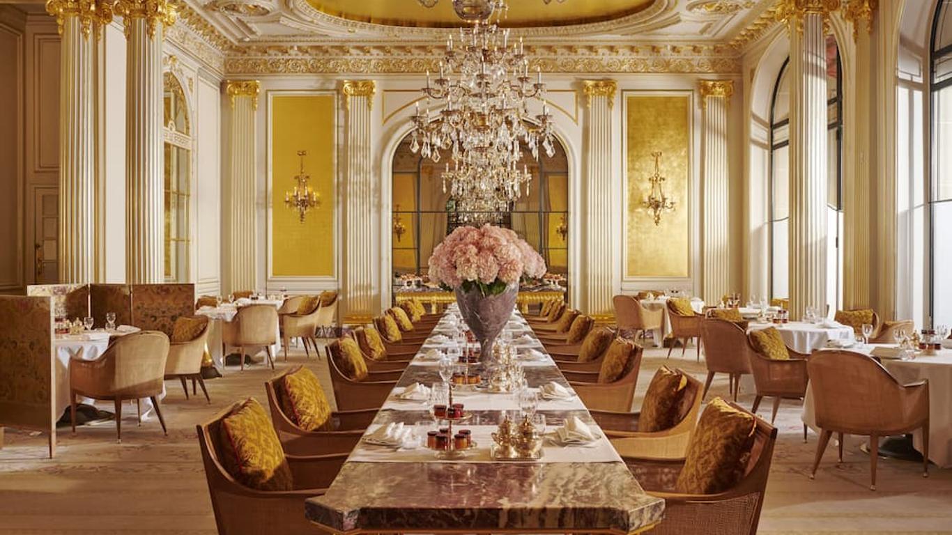 Hôtel Plaza Athénée - Dorchester Collection