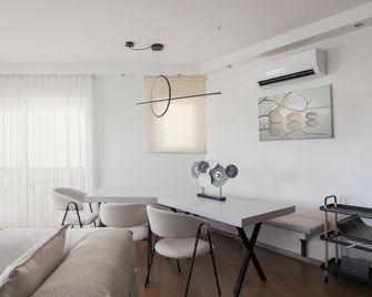 Athenian Riviera Sea View Penthouse - Vári