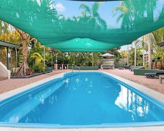 Vintage Charm at The Gardens with Lagoon Pool - Winnellie - Pool