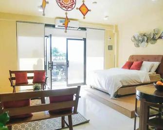 Lina Suites Standard Room - Malaybalay - Bedroom