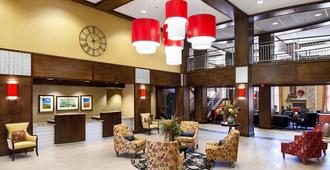 Clubhouse Hotel & Suites Pierre - Pierre - Lobby