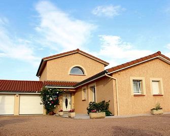 Le Clos Des Malezolles - Saint-Germain-Laval - Edificio