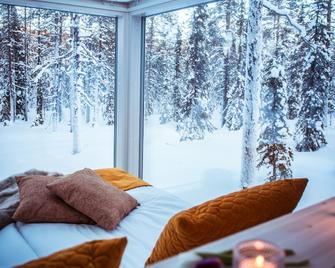 Arctic Skylight Lodge - Äkäslompolo - Bedroom