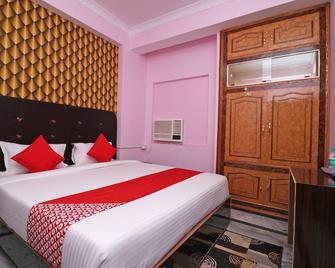 OYO 33471 Hotel Magadh Empire - Patna - Bedroom