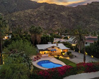 Dandelion by Avantstay Pool, 0.2mi to Downtown! - Palm Springs