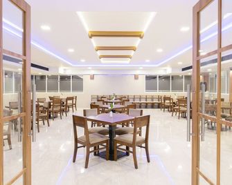 Sunstar Residency & Food Plaza Pala - Kottayam - Restaurant